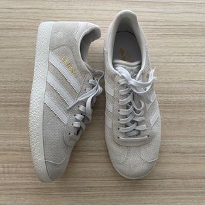 Women’s Size 7 (Kids 5.5) Adidas Gazelle